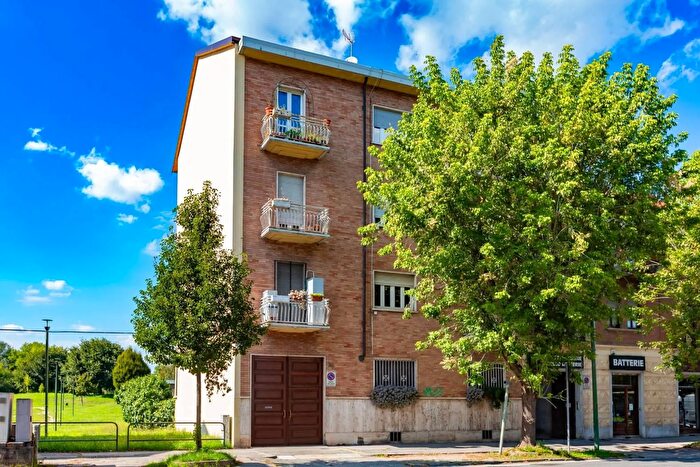 Appartamento trilocale in vendita in Strada di Settimo Torino, Torino