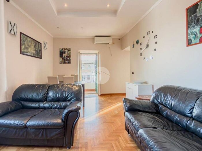 Appartamento trilocale in affitto in Via Porta Posterula, Centro, Civita Castellana