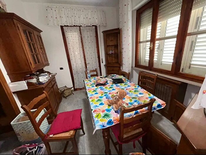 Appartamento quadrilocale in affitto in Via Visignano Sud, Cascina