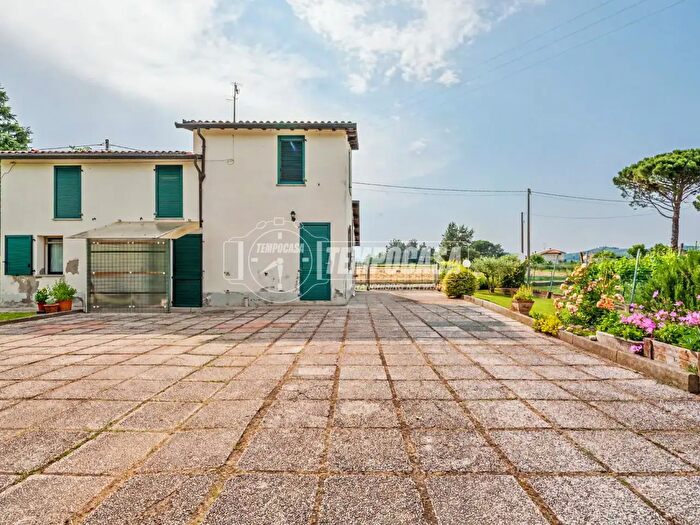 Casa quadrilocale in vendita in Via Banicelli, Brisighella