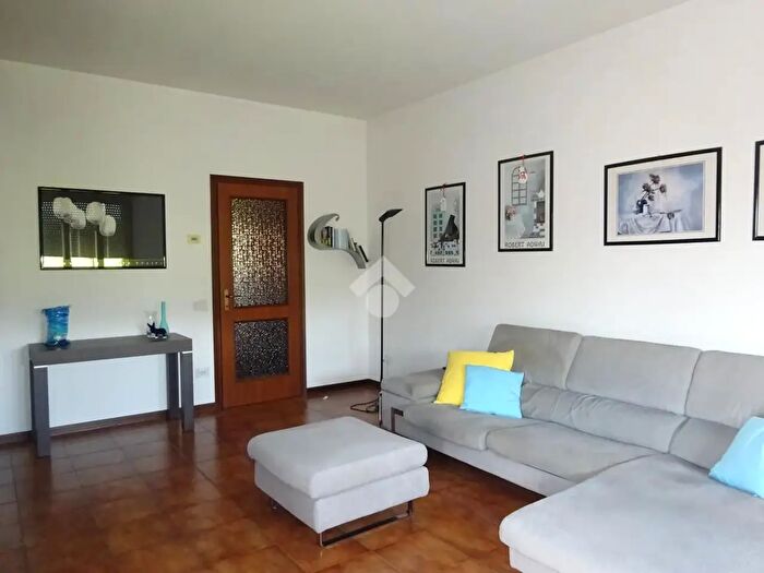 Appartamento trilocale in vendita in Viale XVII Novembre, Ferrara