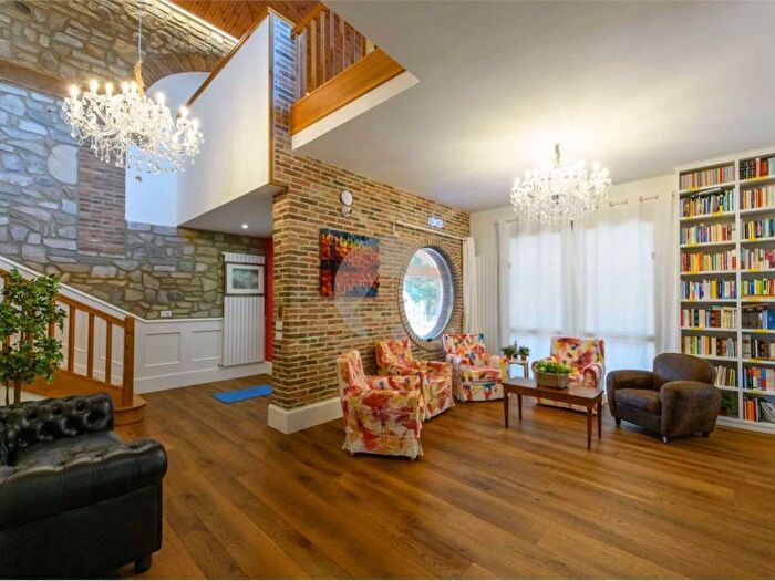 Casa con 6 locali in vendita in Via Modena, San Prospero Tribunale, Reggio Emilia