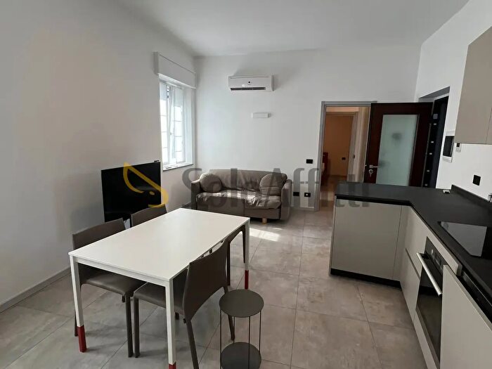 Appartamento bilocale in affitto in Via San Rocco, Seregno