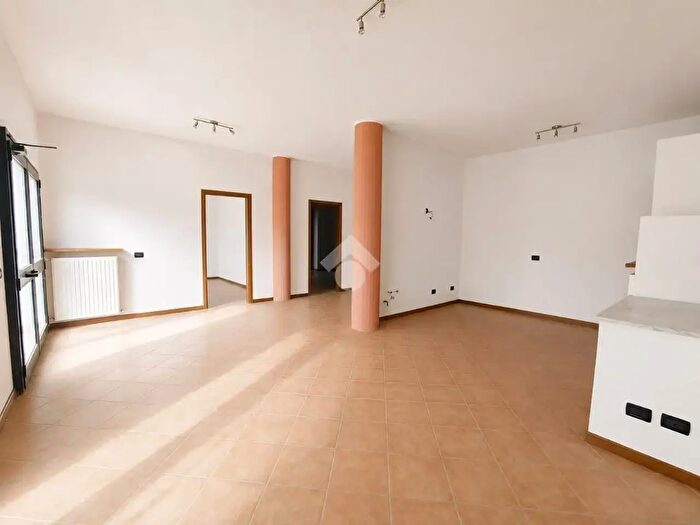 Appartamento trilocale in vendita in Via Guglielmo Marconi, Agazzano