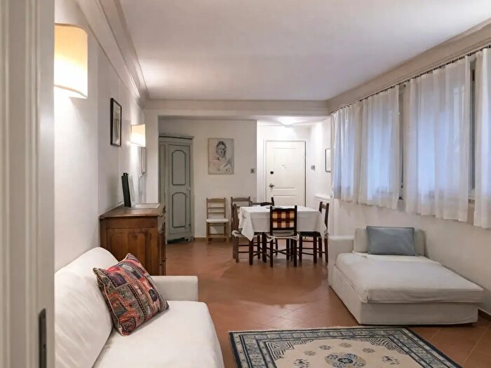 Appartamento quadrilocale in vendita in Via X Giornate, Brescia