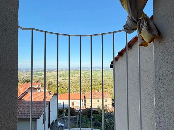 Appartamento con 5 locali in vendita in Chianni