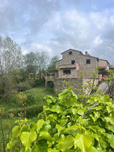 Casa con 8 locali in vendita in Località Poggio Murella, Manciano