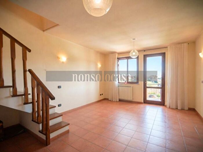 Appartamento con 6 locali in affitto in Via Camillo Benso Cavour, San Mariano, Corciano