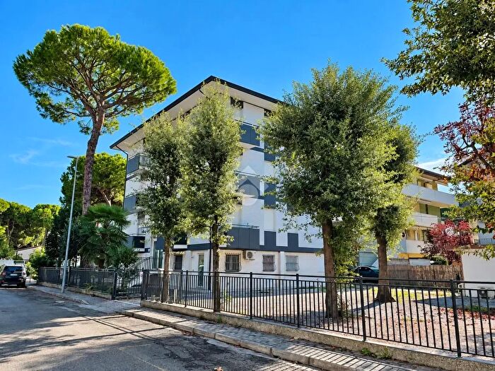 Appartamento bilocale in vendita in Via Campania, Cervia