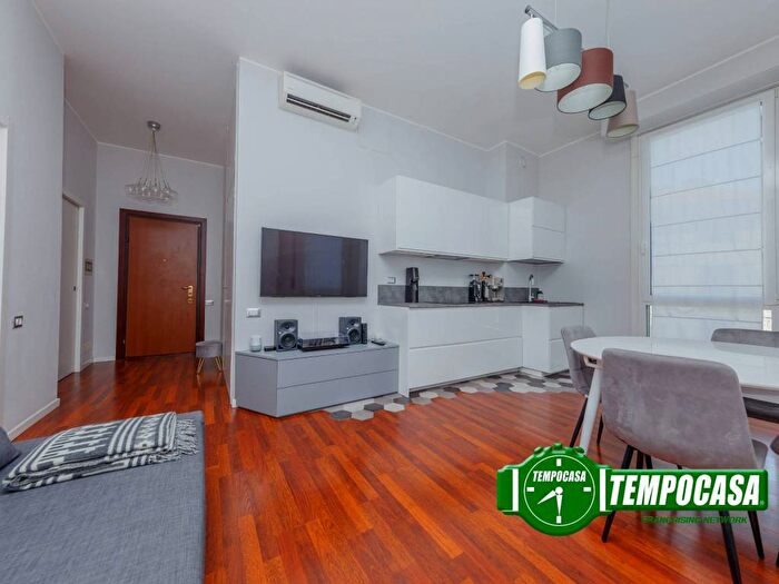 Appartamento bilocale in affitto in Via della Chiusa, Carrobbio, Milano