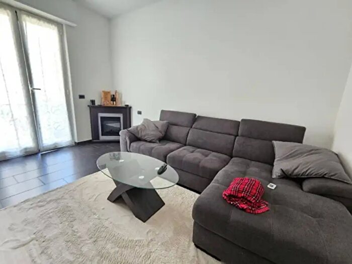 Appartamento trilocale in vendita in Via Domenico Oliva, Genova