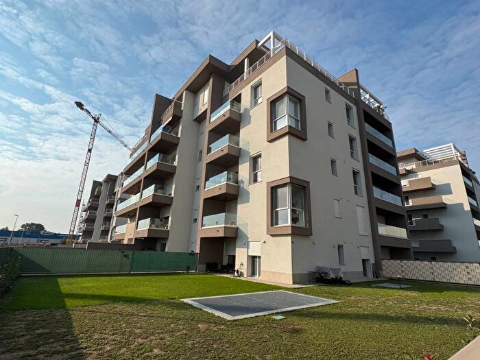 Appartamento trilocale in affitto in Via Giuseppe Mazzini, Centro, Cassina de' Pecchi