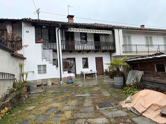 Casa quadrilocale in vendita in San Secondo Di Pinerolo