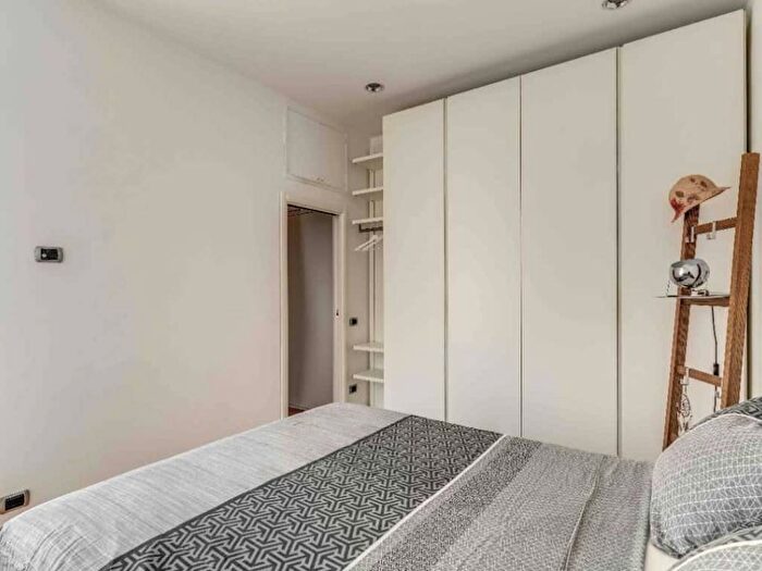 Appartamento bilocale in affitto in Via Raffaele de Cesare, Appio Latino, Roma