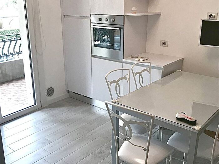 Appartamento trilocale in affitto in Via Annia, Centro, Lignano Sabbiadoro