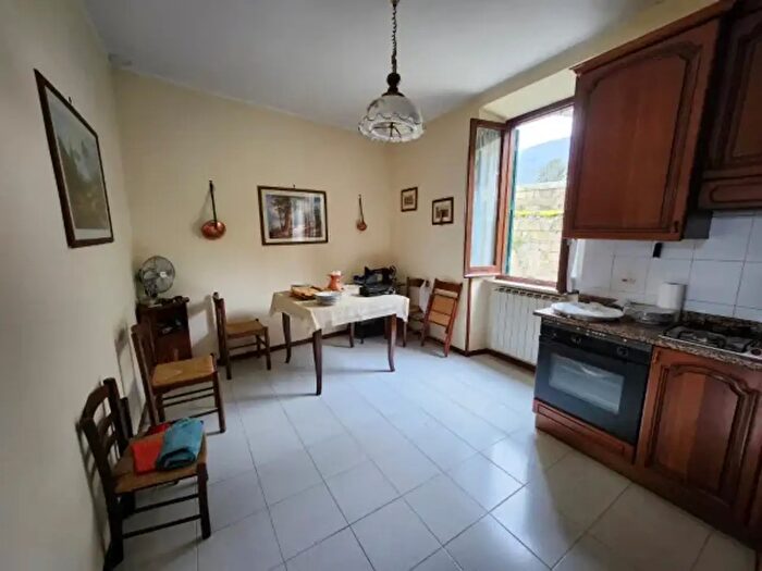 Appartamento bilocale in vendita in Via del Mattatoio, Genazzano