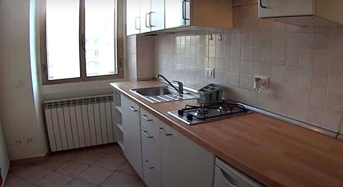 Appartamento in affitto in Via Vespri Siciliani, Piazza Napoli, Milano