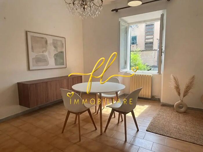 Appartamento con 5 locali in vendita in Carrara