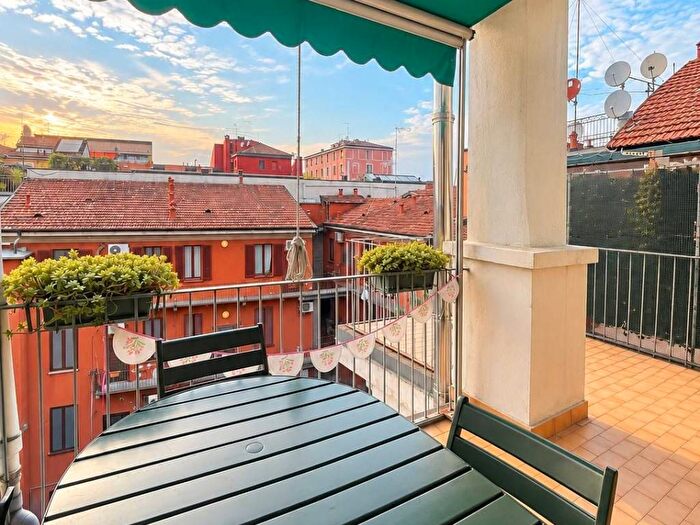 Appartamento bilocale in affitto in piazza minniti, Isola, Milano