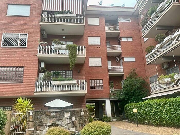Appartamento bilocale in affitto in Viale Luca Gaurico, Cecchignola Giuliano Dalmata, Roma