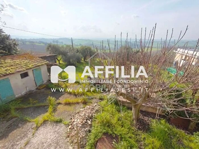Casa con 7 locali in vendita in Via Pozzolungo, Belvedere Ostrense