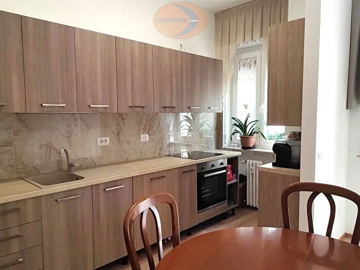 Appartamento trilocale in vendita in Via Monterosa, Barzano'