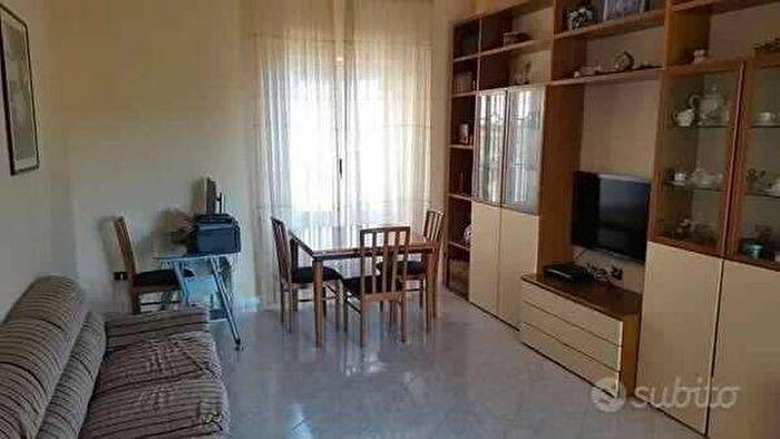Appartamento trilocale in affitto in Via degli Aragonesi, Sala, Catanzaro