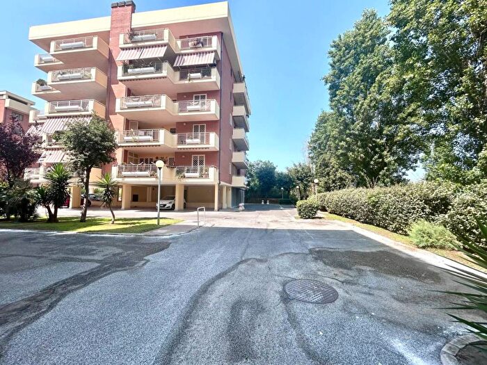 Appartamento trilocale in affitto in Via della Martinica, Ostia Ponente, Roma