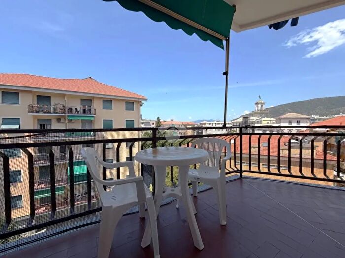 Appartamento con 5 locali in vendita in Via della Chiusa, Sestri Levante