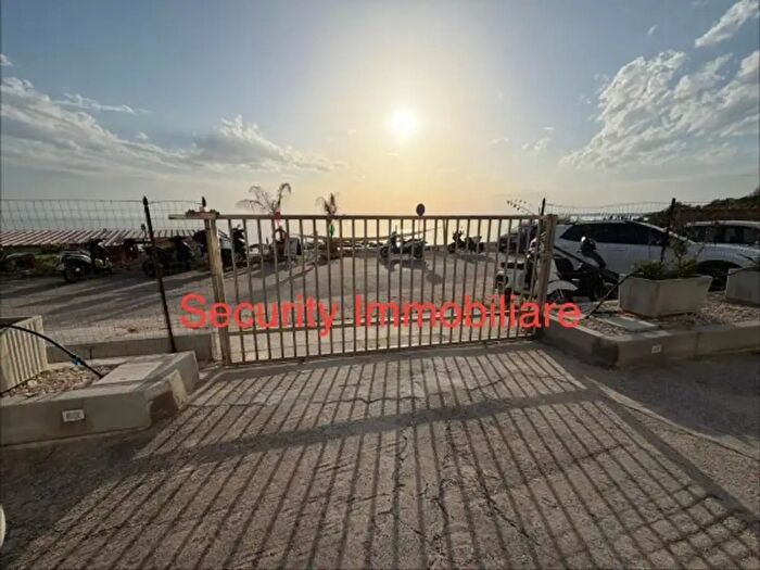 Appartamento trilocale in vendita in Via Ulisse, Sciacca