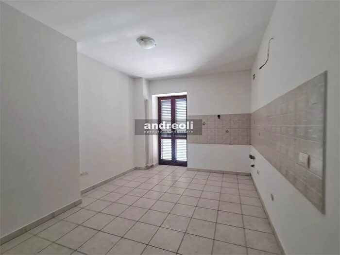 Appartamento con 6 locali in vendita in Castelplanio