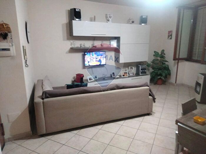 Appartamento bilocale in vendita in Via San Benedetto, Casoria