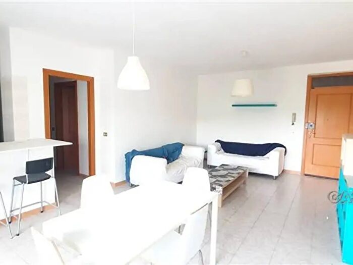 Appartamento trilocale in affitto in Via del Mare, Lanciano
