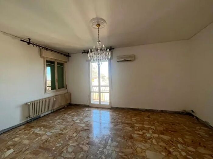 Appartamento quadrilocale in vendita in Via Alessandro Puglia, Modena