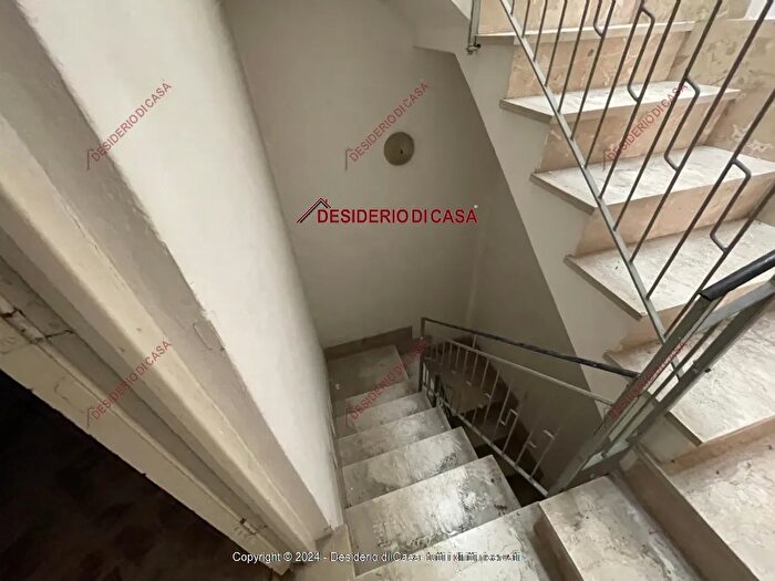 Casa con 6 locali in vendita in Carini