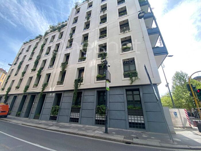 Appartamento bilocale in affitto in Via Ausonio, Corso Genova, Milano