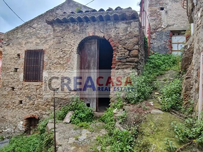 Casa bilocale in vendita in Via Mazzini, Graniti