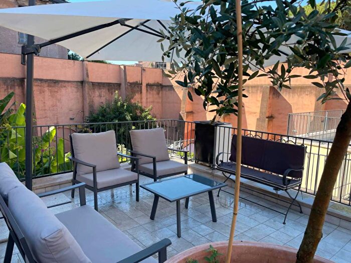 Appartamento trilocale in affitto in Via del Colosseo, Colle Oppio, Roma
