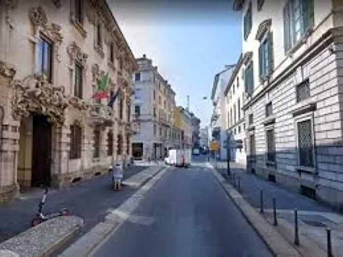 Appartamento quadrilocale in vendita in Corso Monforte, Milano