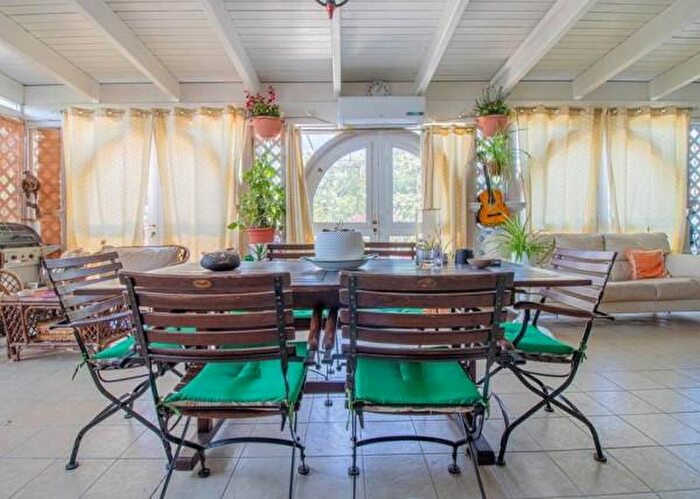 Appartamento trilocale in vendita in Via Nicola Campanile, Lucera