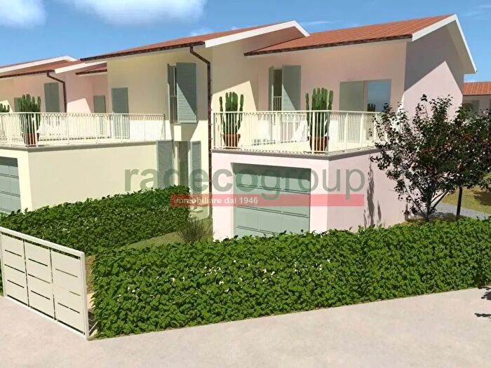 Casa con 6 locali in vendita in Via del Crocino, Livorno