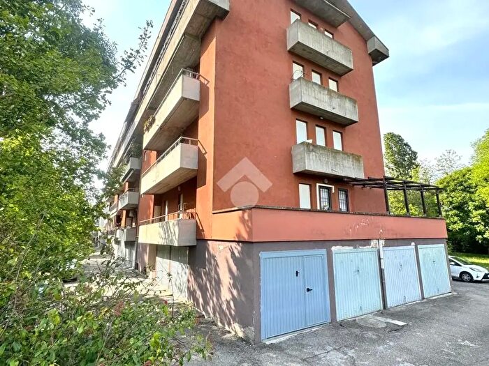 Appartamento con 5 locali in vendita in Via Braglia, San Giovanni In Persiceto
