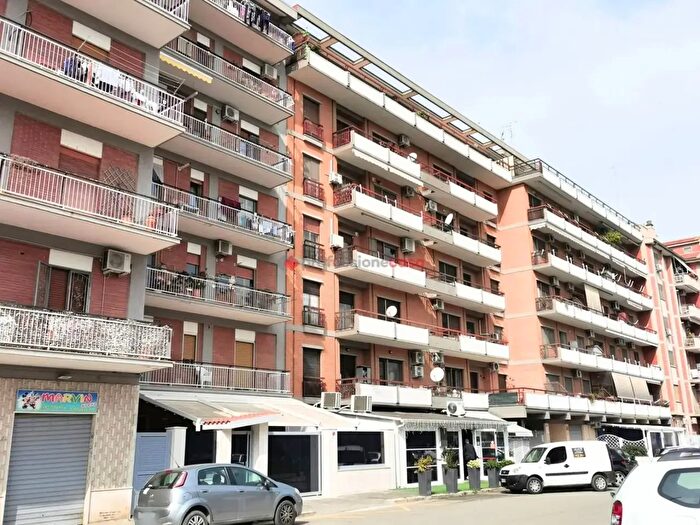 Appartamento trilocale in vendita in Via Manerba, Foggia