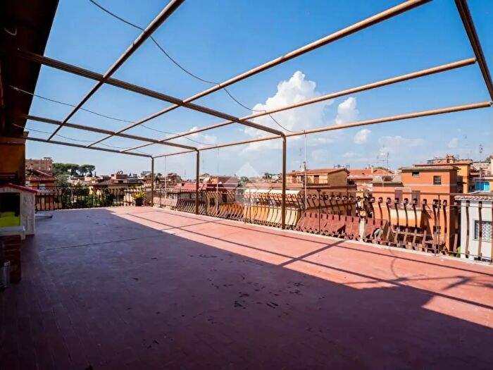 Appartamento trilocale in vendita in Via XXV Luglio, Fonte Nuova