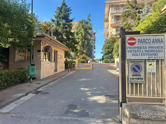 Appartamento bilocale in affitto in Via Emilio Scaglione, Piscinola, Napoli