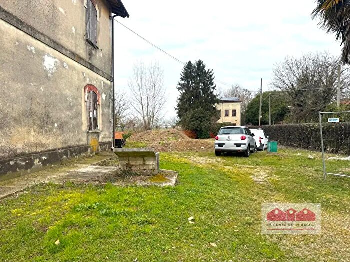 Case in Vendita e in Affitto - 2