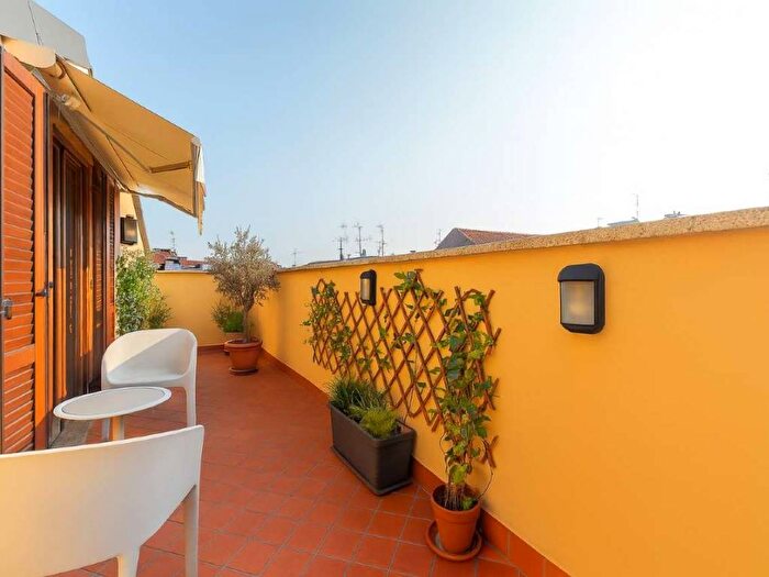 Appartamento con 5 locali in affitto in via SOLFERINO, Lanza, Milano