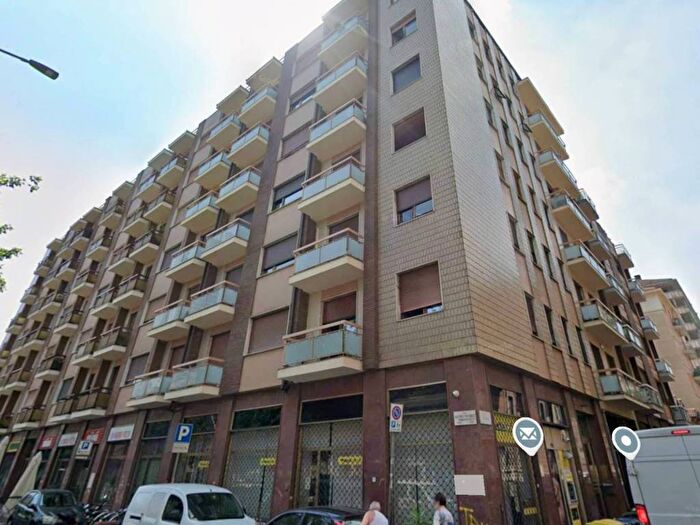 Appartamento con 6 locali in affitto in Via Susa, Cit Turin, Torino