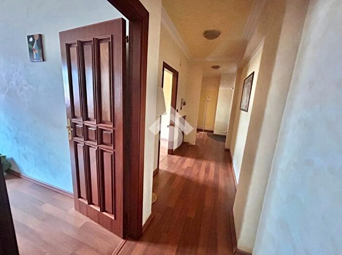 Appartamento quadrilocale in vendita in Via Roma, Cervinara