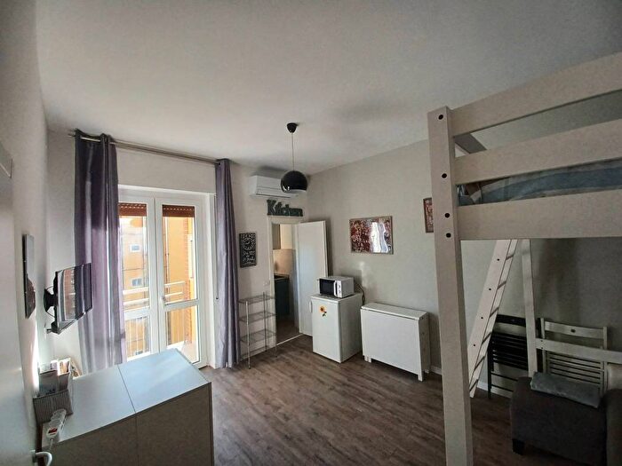 Appartamento monolocale in affitto in Cavalcavia Don Lorenzo Milani, Giambellino, Milano